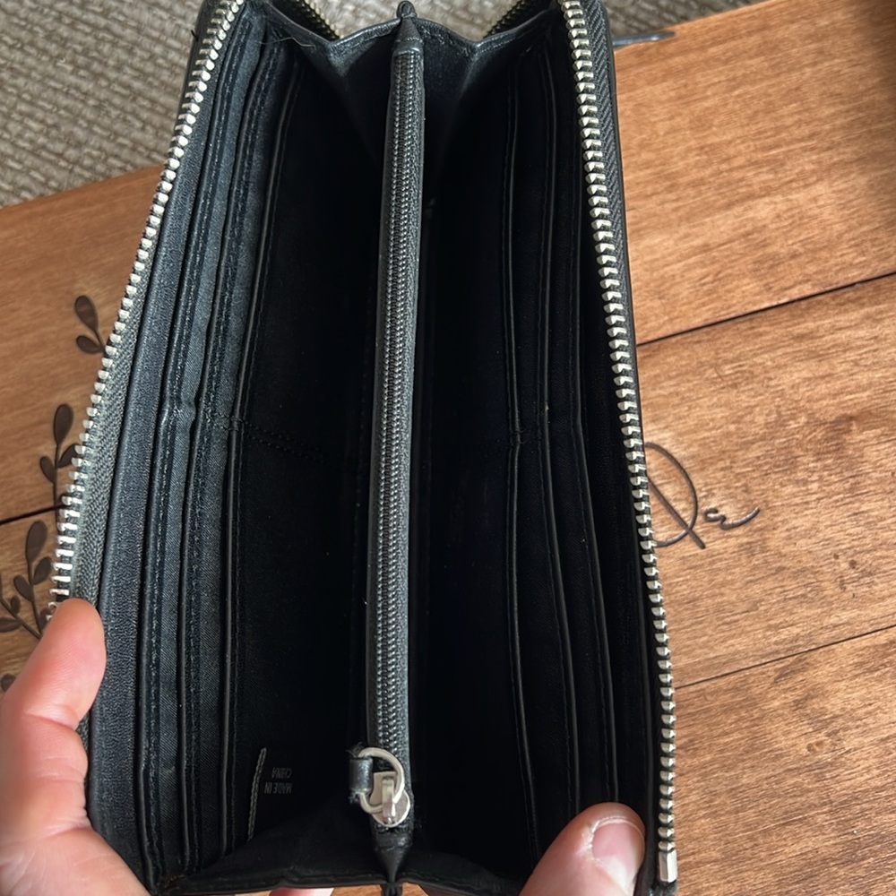 Coach Poppy Wallet - Picture 8 of 10